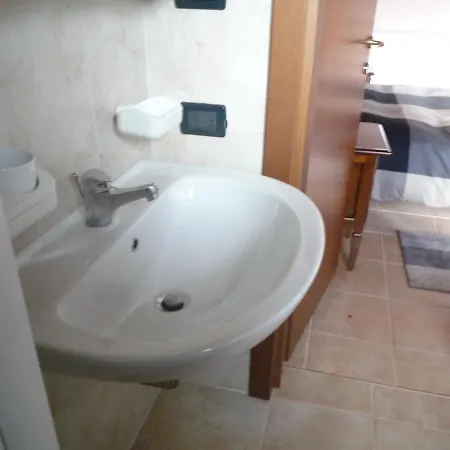 Sixteen Bed & Breakfast Guidizzolo