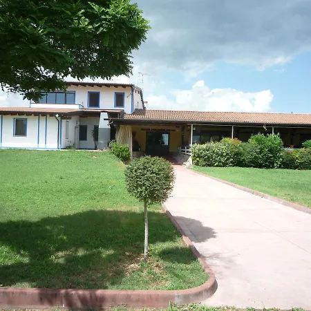 Bed & Breakfast Sixteen